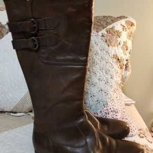 Born leather boots (brown)